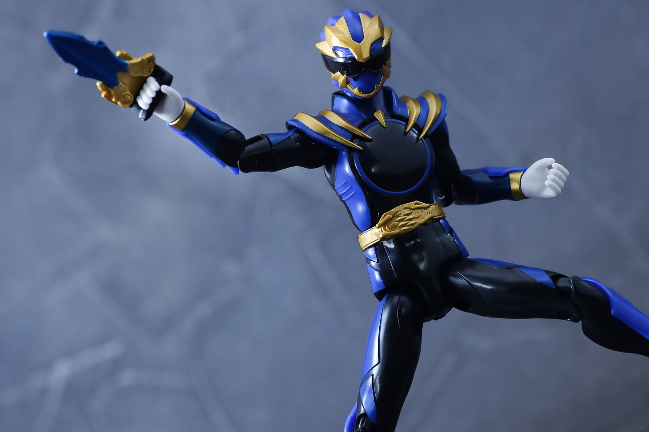 アクションヒーロー　ゴジュウレオン　レビュー　アクション