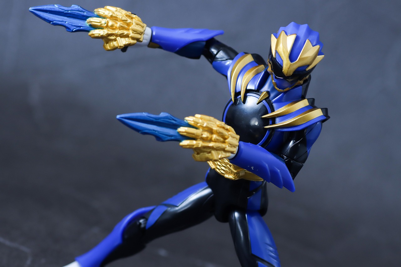 アクションヒーロー　ゴジュウレオン　レビュー　アクション