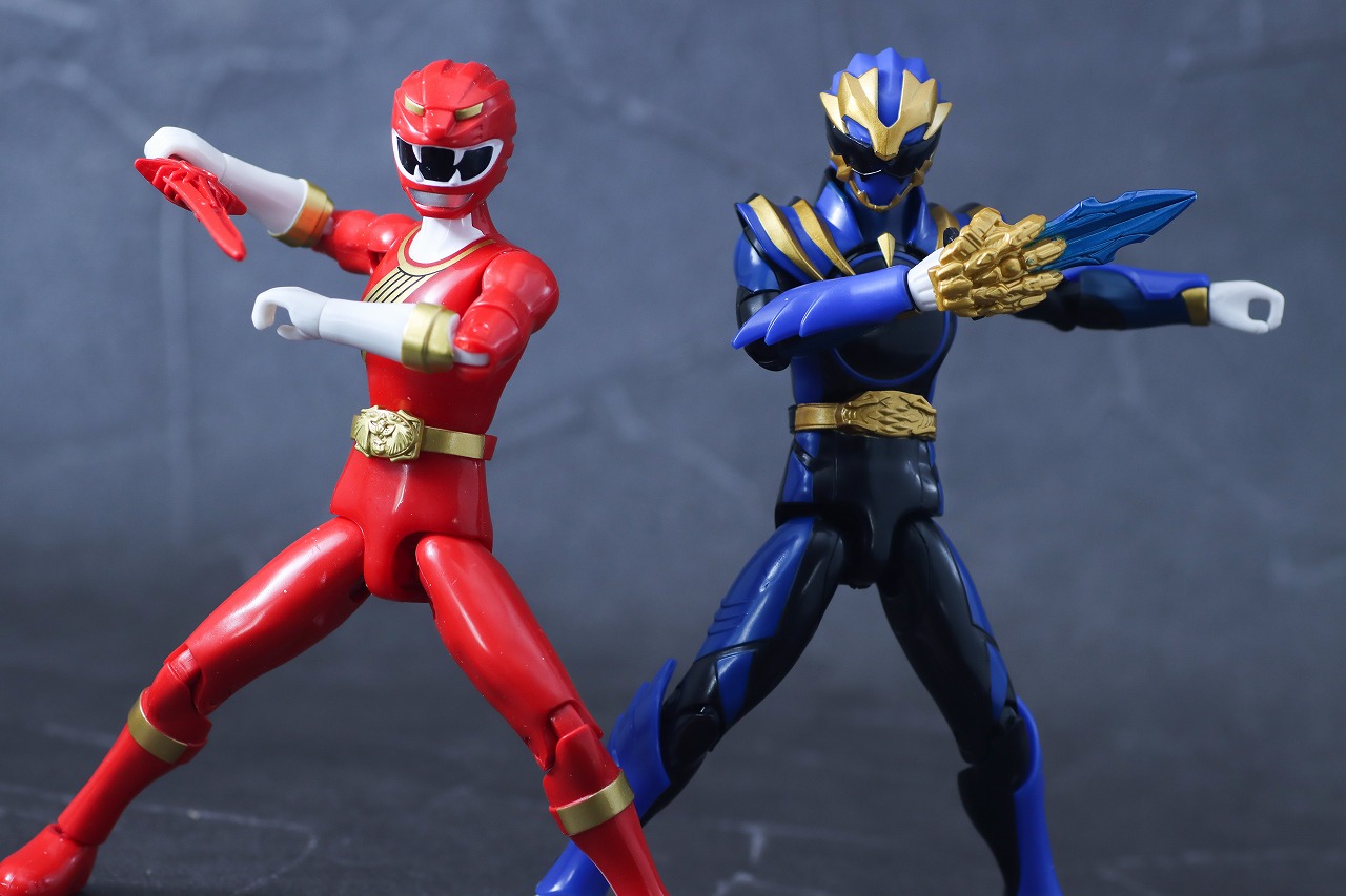 アクションヒーロー　ゴジュウレオン　レビュー　アクション　ガオレッド