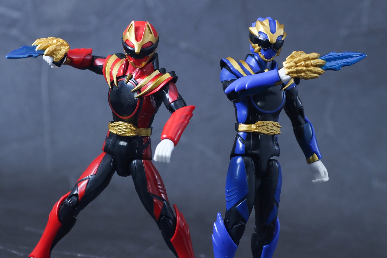 アクションヒーロー　ゴジュウレオン　レビュー　アクション　ゴジュウウルフ