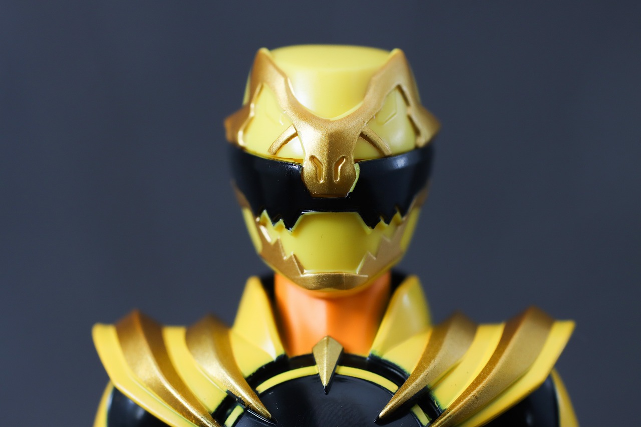 アクションヒーロー　ゴジュウティラノ　レビュー　本体