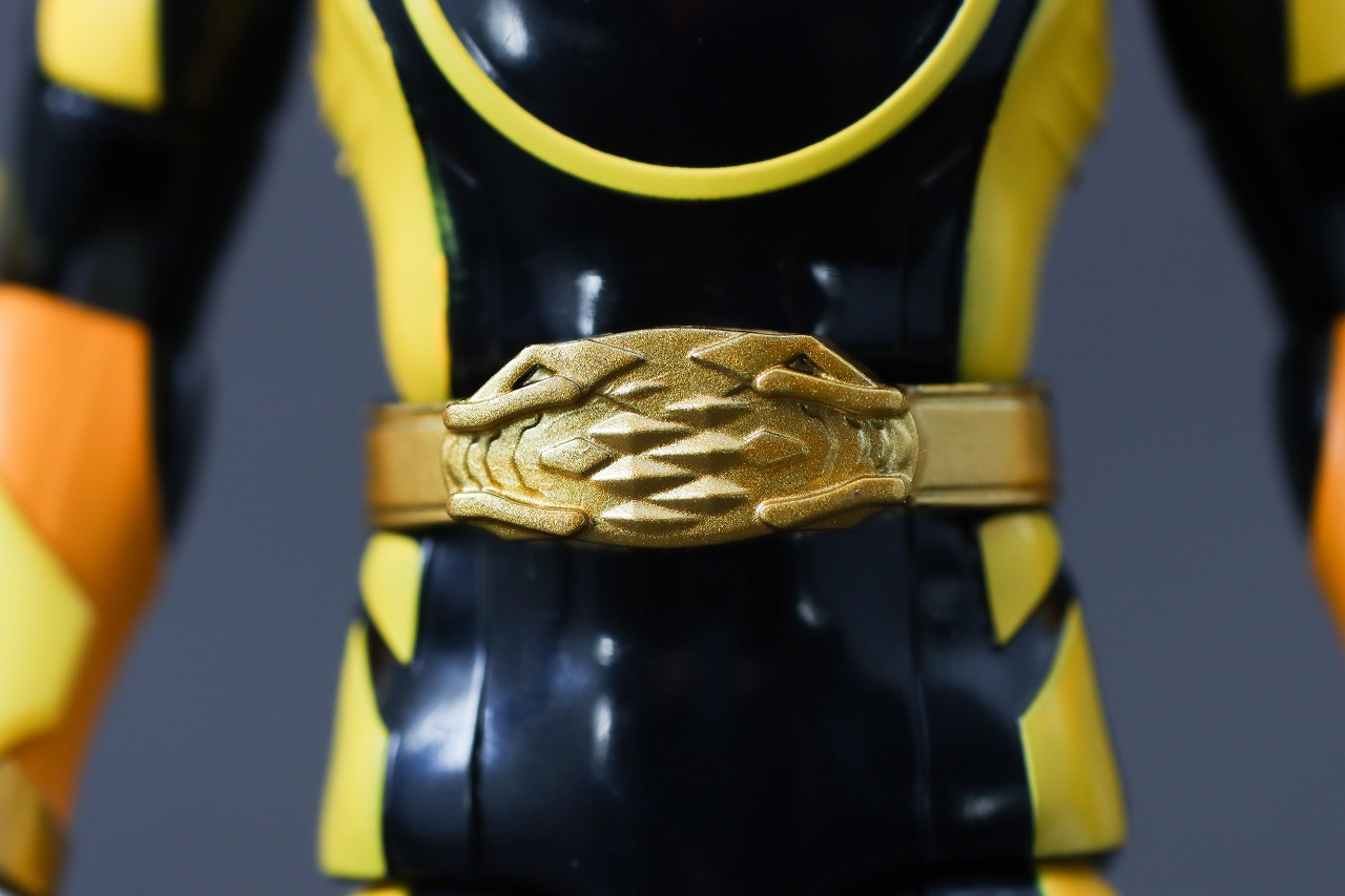 アクションヒーロー　ゴジュウティラノ　レビュー　本体