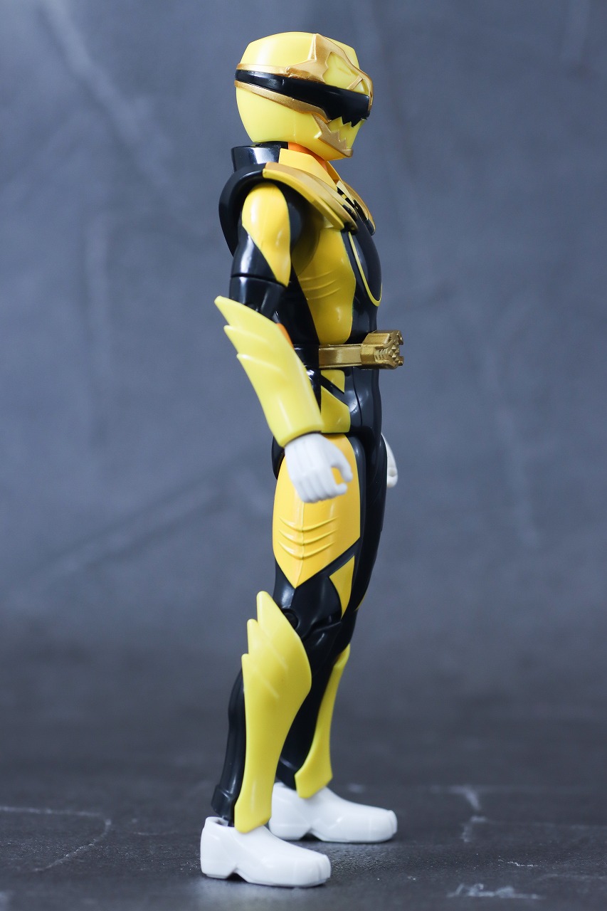 アクションヒーロー　ゴジュウティラノ　レビュー　本体