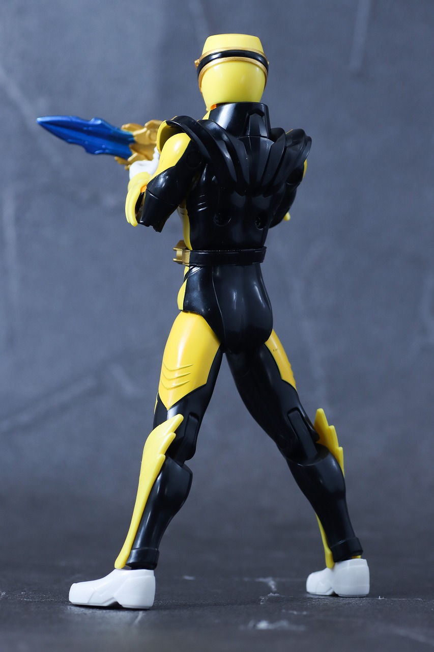 アクションヒーロー　ゴジュウティラノ　レビュー　本体