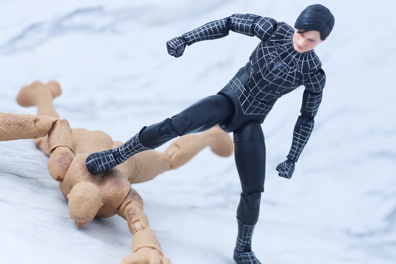 マーベルレジェンド　スパイダーマン ブラックスーツ（『スパイダーマン3』）　レビュー　アクション　サンドマン