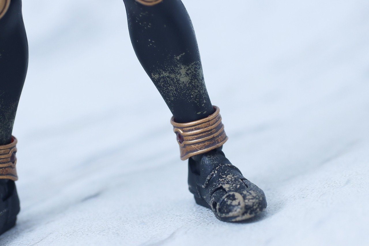 S.H.フィギュアーツ 真骨彫製法　超古代戦士クウガ　レビュー　本体