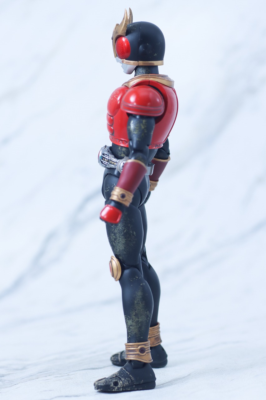 S.H.フィギュアーツ 真骨彫製法　超古代戦士クウガ　レビュー　本体