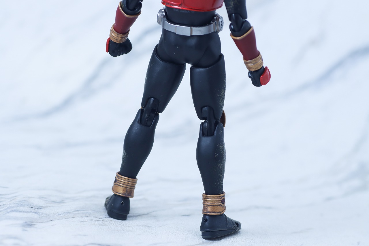 S.H.フィギュアーツ 真骨彫製法　超古代戦士クウガ　レビュー　本体