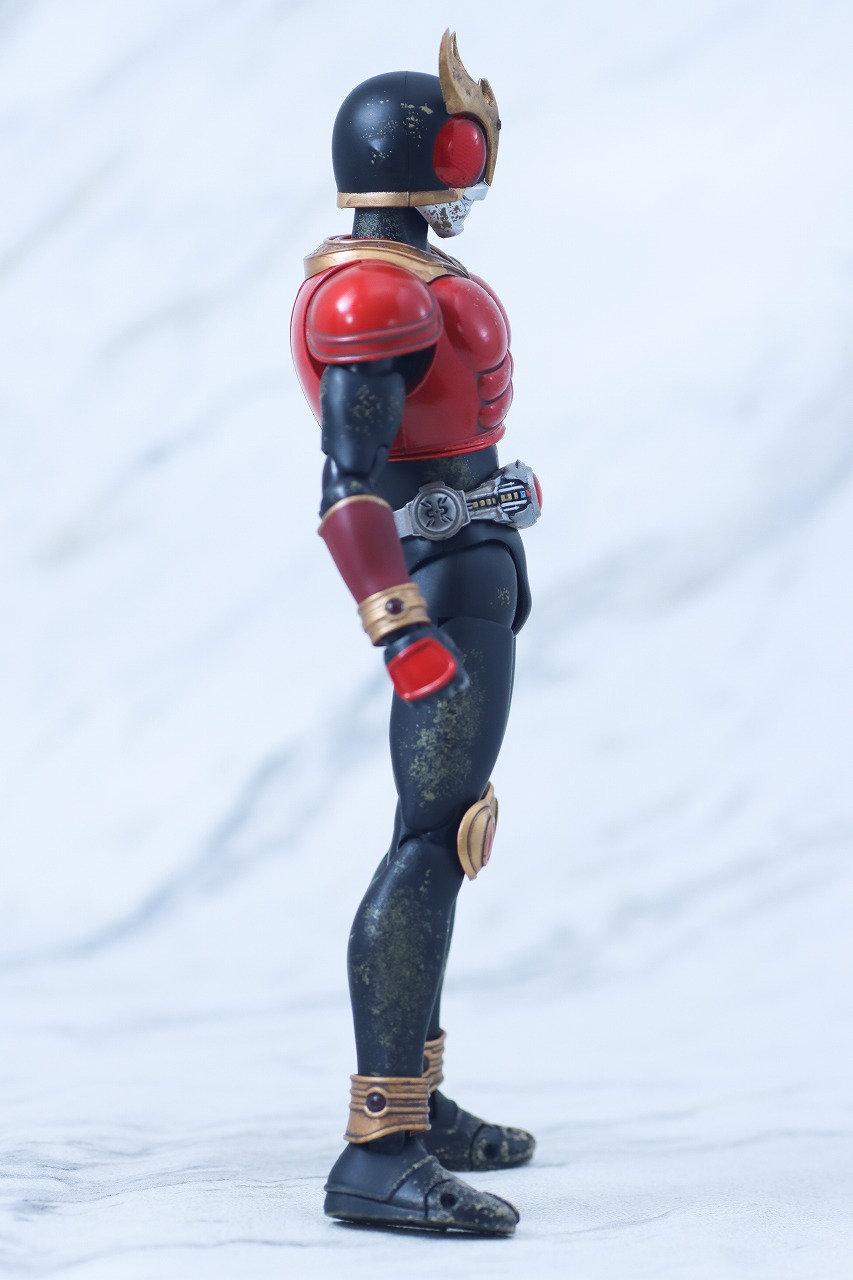 S.H.フィギュアーツ 真骨彫製法　超古代戦士クウガ　レビュー　本体