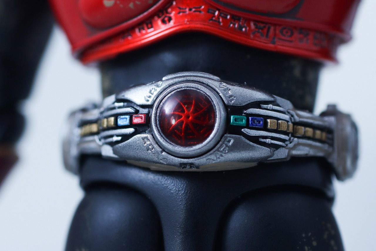 S.H.フィギュアーツ 真骨彫製法　超古代戦士クウガ　レビュー　本体