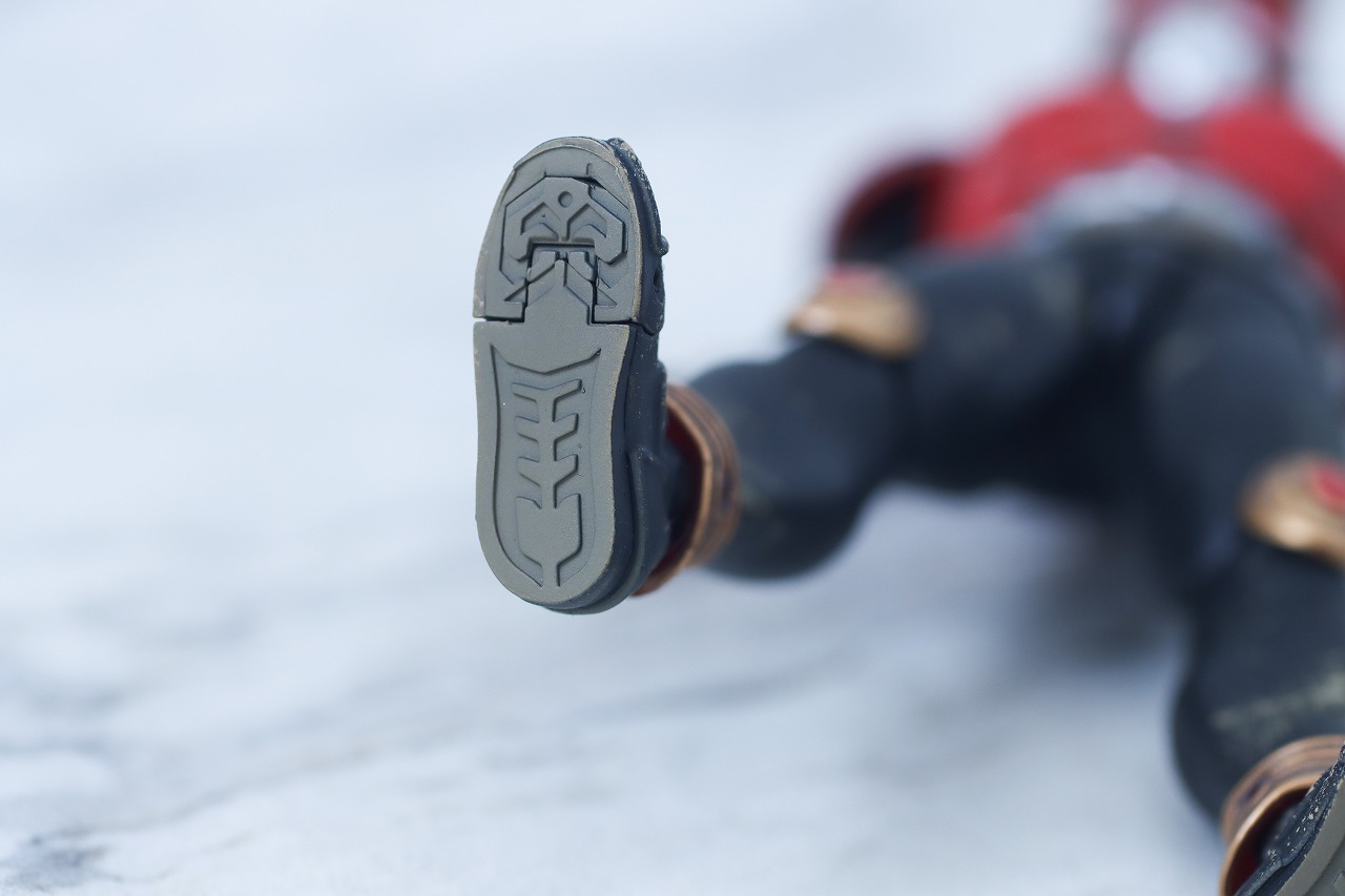 S.H.フィギュアーツ 真骨彫製法　超古代戦士クウガ　レビュー　本体