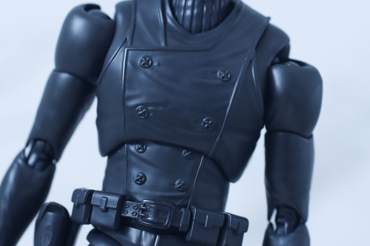 S.H.フィギュアーツ　スパイダーマン・ノワール　レビュー　本体