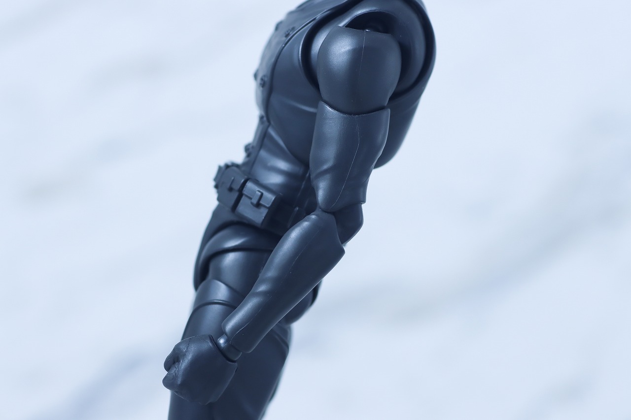 S.H.フィギュアーツ　スパイダーマン・ノワール　レビュー　本体