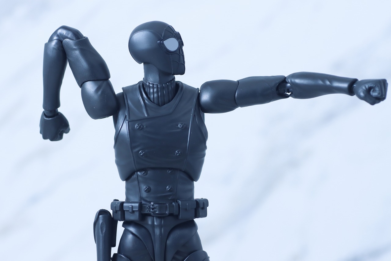 S.H.フィギュアーツ　スパイダーマン・ノワール　レビュー　可動範囲