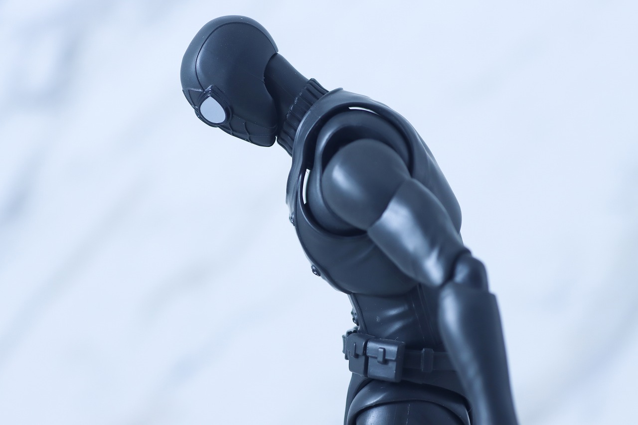 S.H.フィギュアーツ　スパイダーマン・ノワール　レビュー　可動範囲