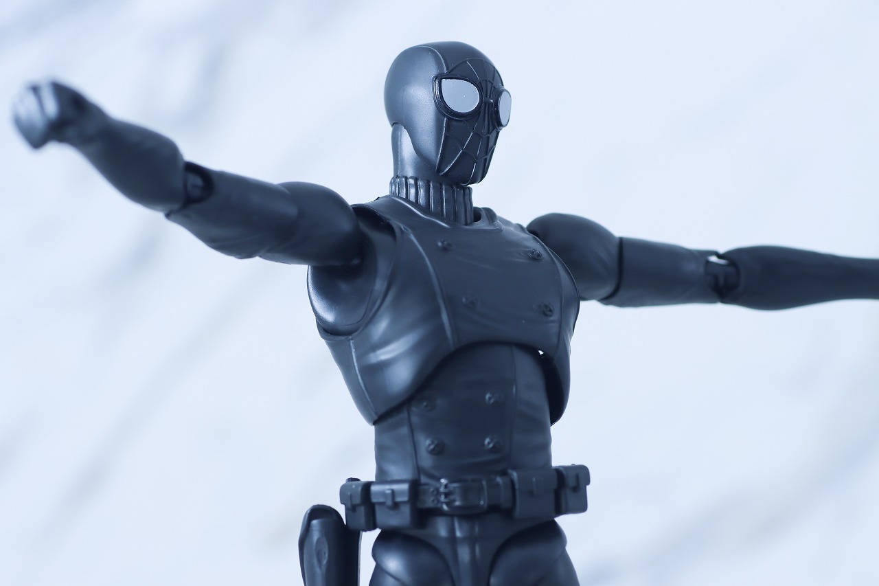 S.H.フィギュアーツ　スパイダーマン・ノワール　レビュー　可動範囲