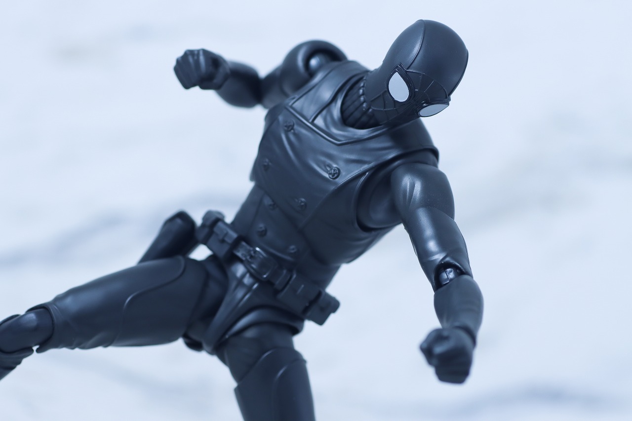 S.H.フィギュアーツ　スパイダーマン・ノワール　アクロス・ザ・スパイダーバース　レビュー　アクション