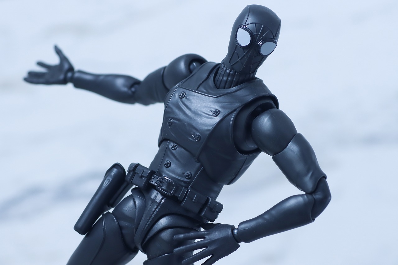 S.H.フィギュアーツ　スパイダーマン・ノワール　アクロス・ザ・スパイダーバース　レビュー　アクション