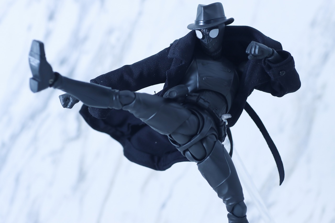 S.H.フィギュアーツ　スパイダーマン・ノワール　アクロス・ザ・スパイダーバース　レビュー　アクション