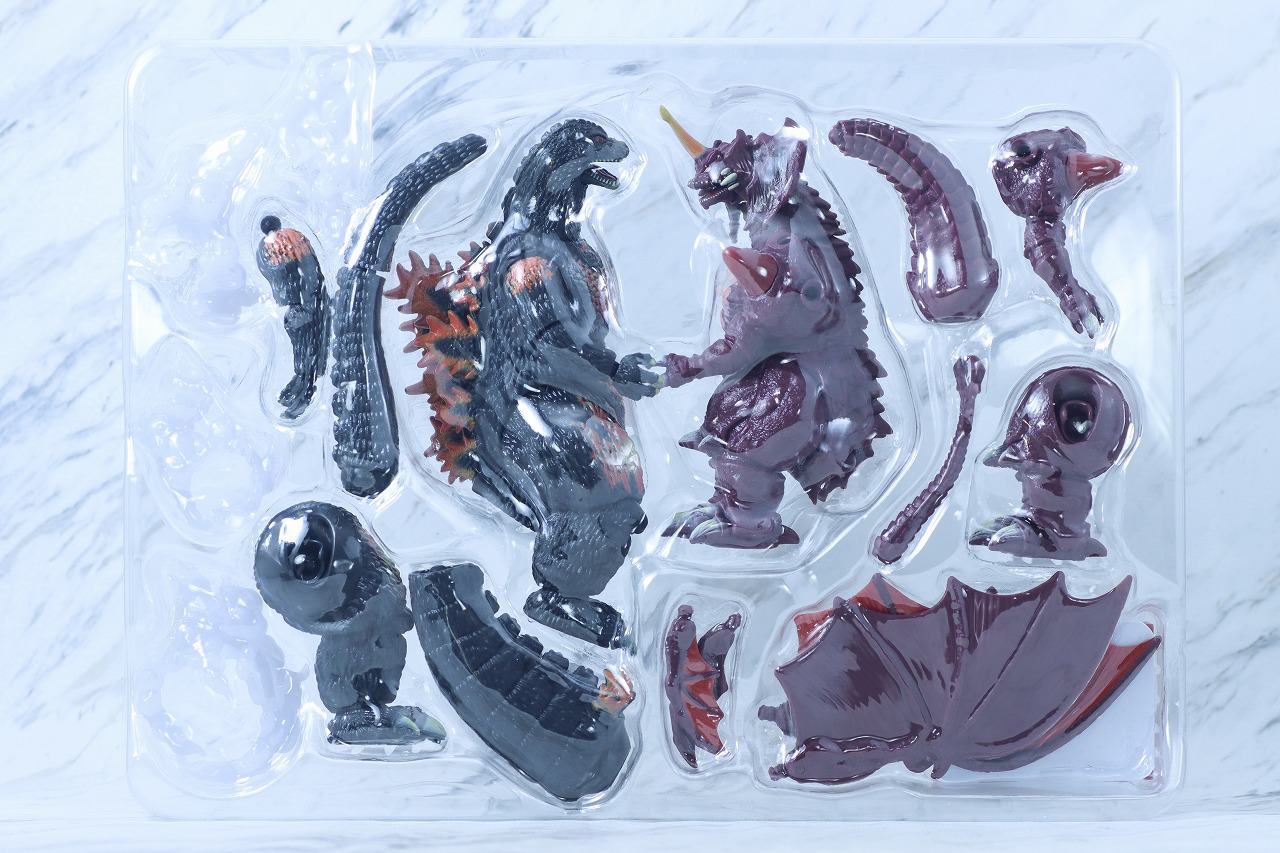 ゴジラアクションフィギュア　デストロイア　レビュー　パッケージ