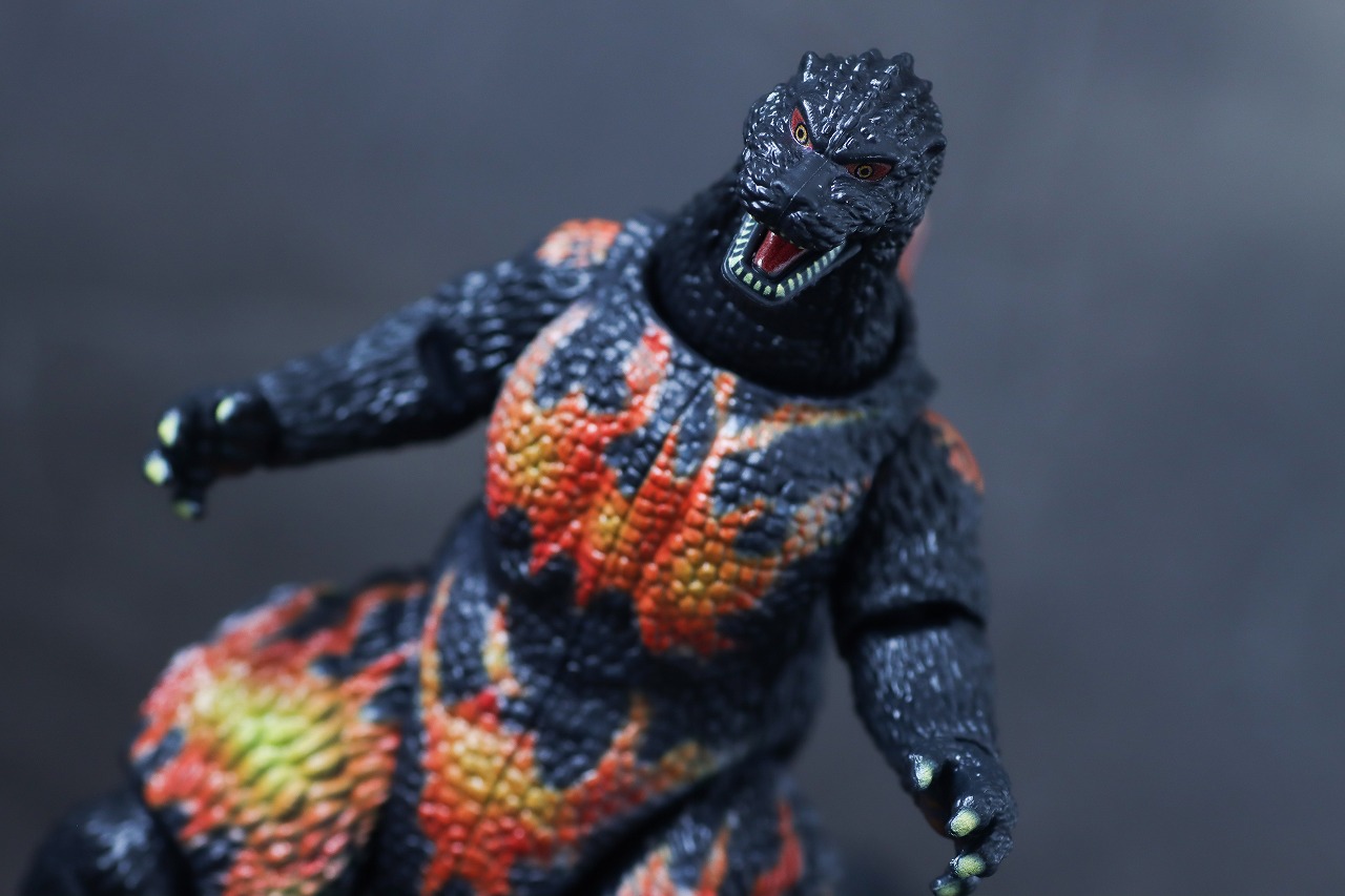 ゴジラアクションフィギュア　バーニングゴジラ　レビュー　アクション　