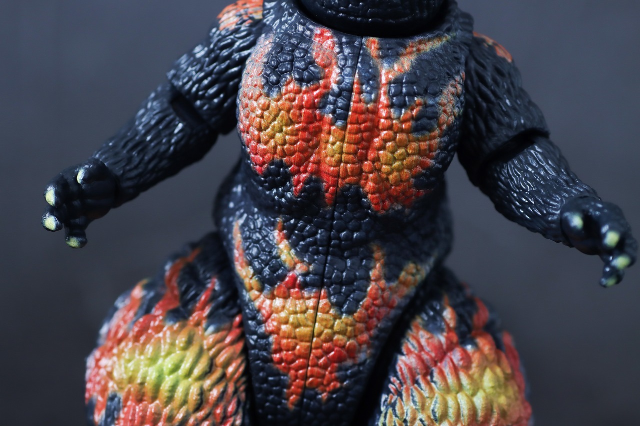 ゴジラアクションフィギュア　バーニングゴジラ　レビュー　本体