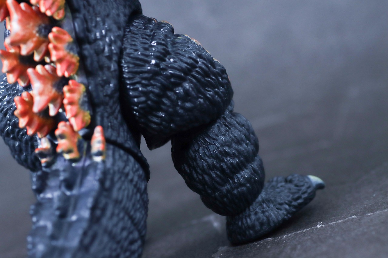 ゴジラアクションフィギュア　バーニングゴジラ　レビュー　本体