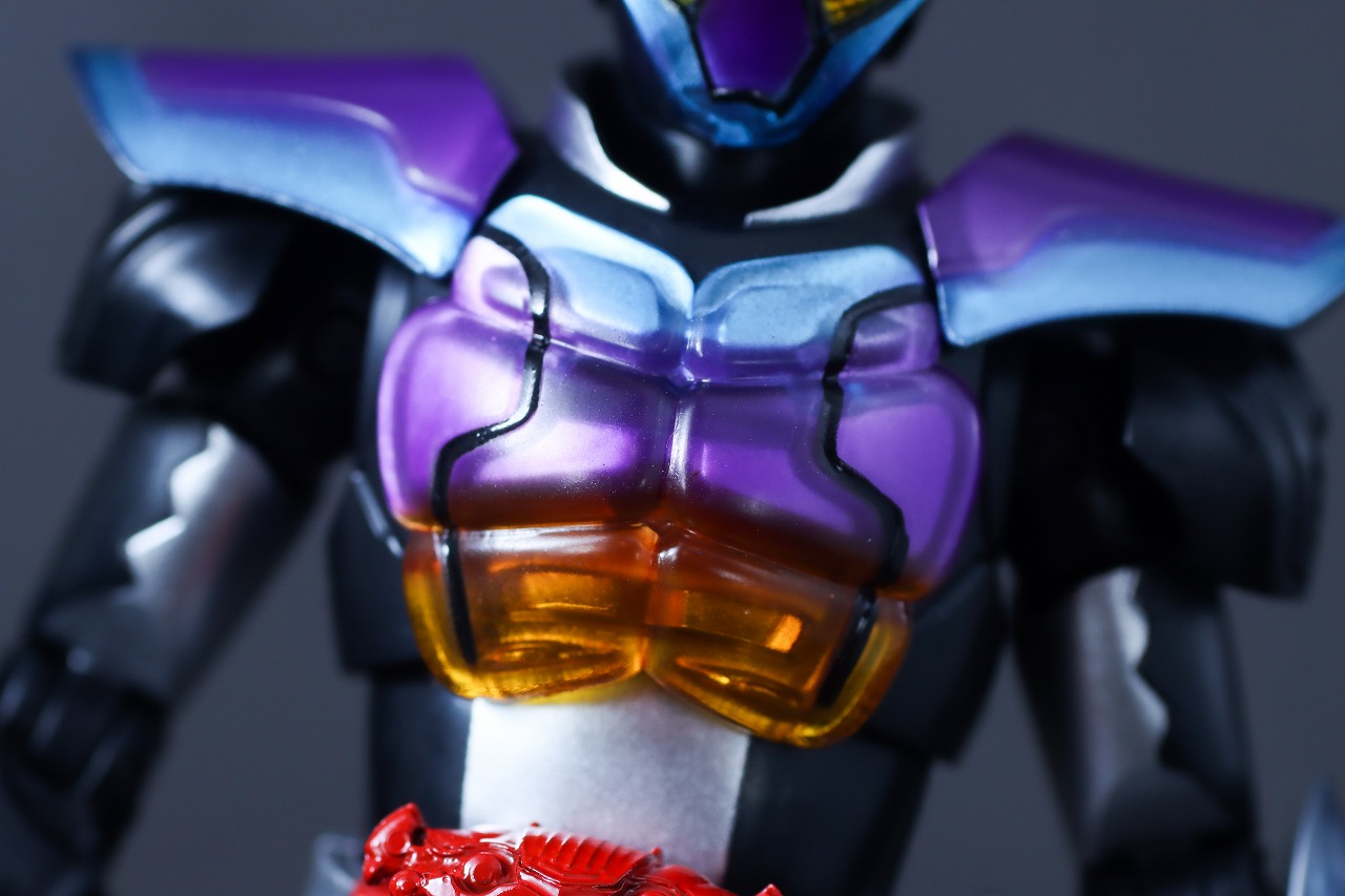 アクションフィギュア　仮面ライダーガヴ ポッピングミフォーム　レビュー　本体