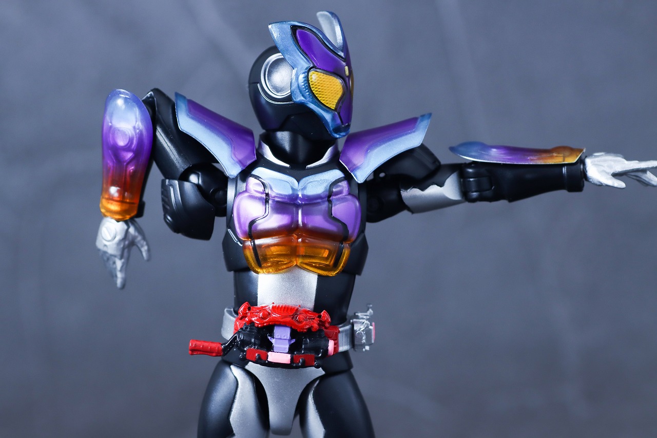 アクションフィギュア　仮面ライダーガヴ ポッピングミフォーム　レビュー　可動範囲