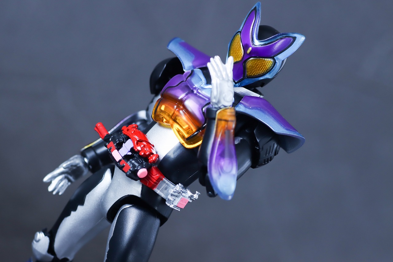 アクションフィギュア　仮面ライダーガヴ ポッピングミフォーム　レビュー　アクション