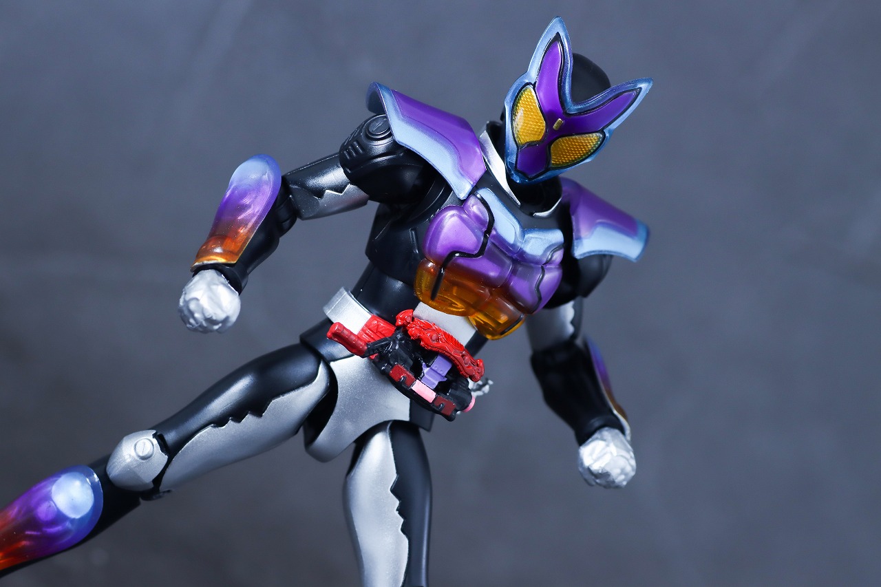 アクションフィギュア　仮面ライダーガヴ ポッピングミフォーム　レビュー　アクション