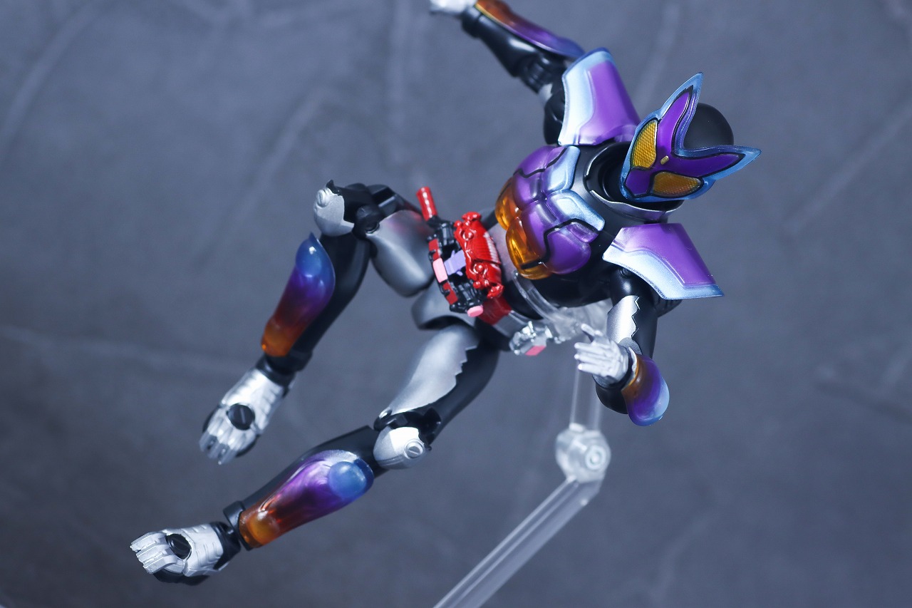 アクションフィギュア　仮面ライダーガヴ ポッピングミフォーム　レビュー　アクション