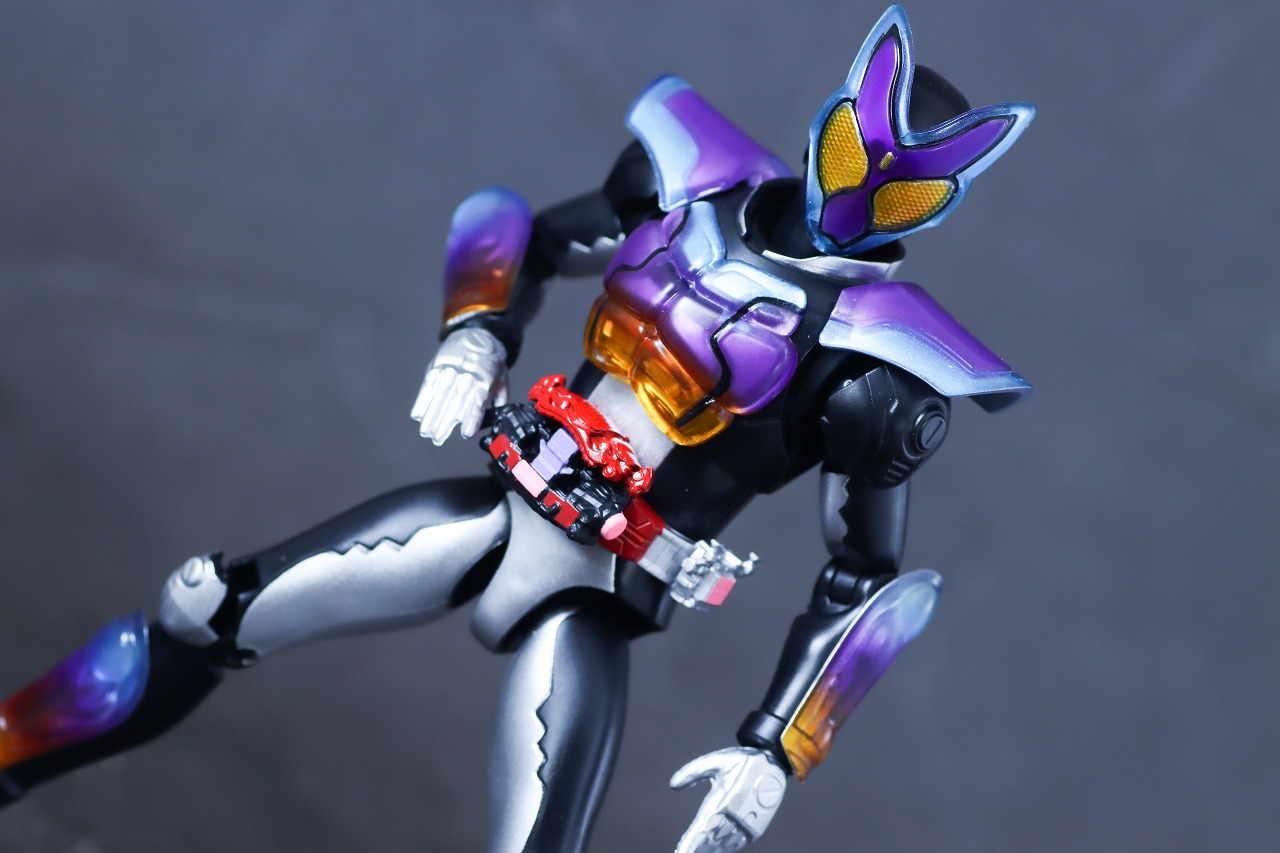 アクションフィギュア　仮面ライダーガヴ ポッピングミフォーム　レビュー　アクション