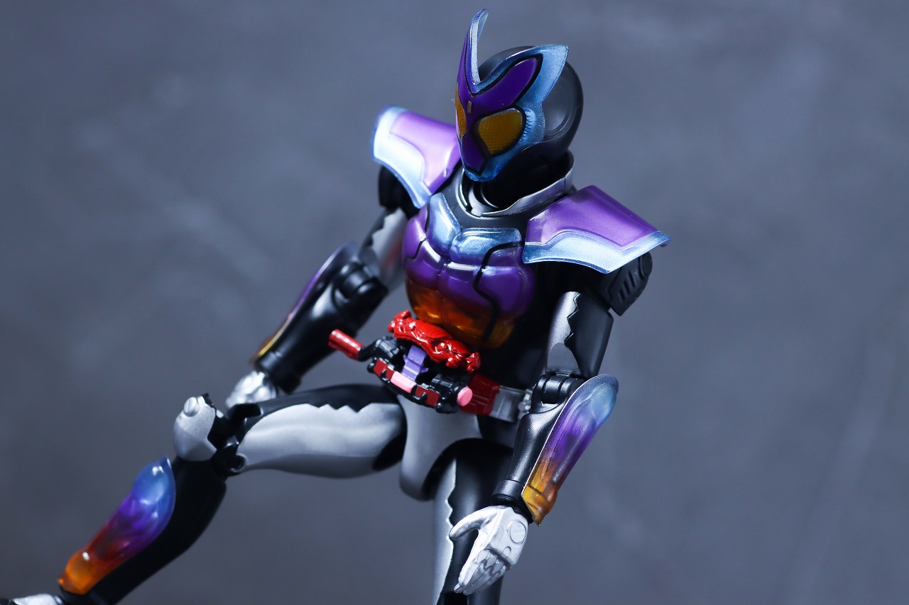 アクションフィギュア　仮面ライダーガヴ ポッピングミフォーム　レビュー　アクション