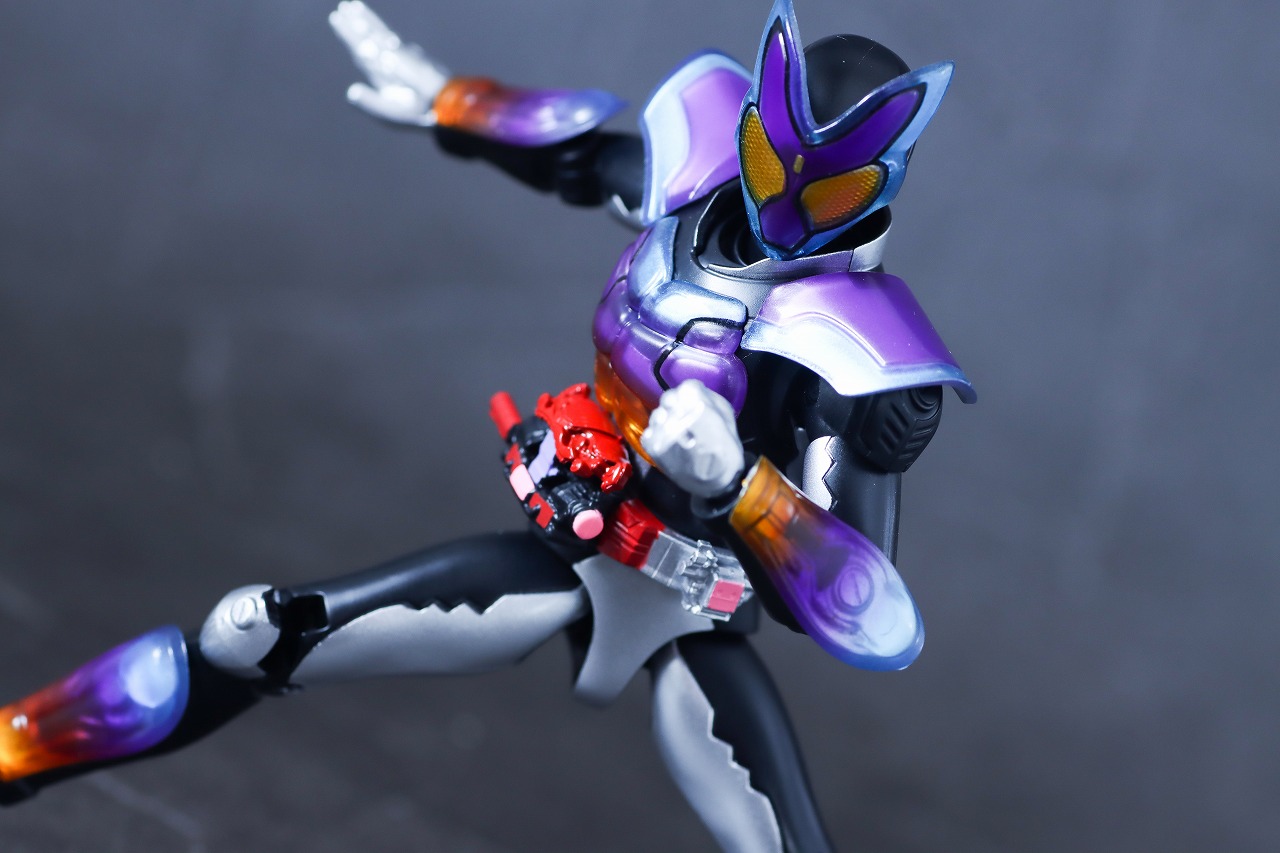 アクションフィギュア　仮面ライダーガヴ ポッピングミフォーム　レビュー　アクション