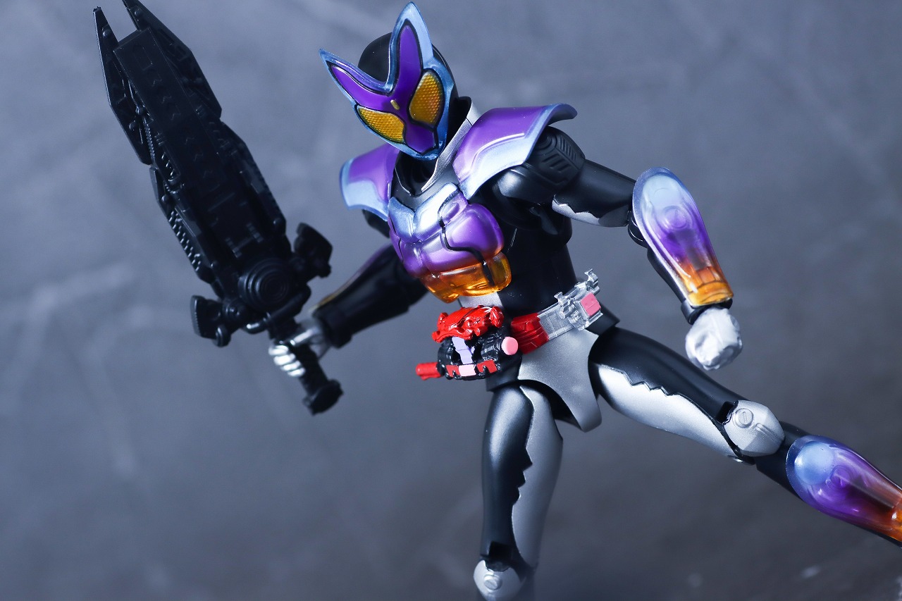 アクションフィギュア　仮面ライダーガヴ ポッピングミフォーム　レビュー　アクション