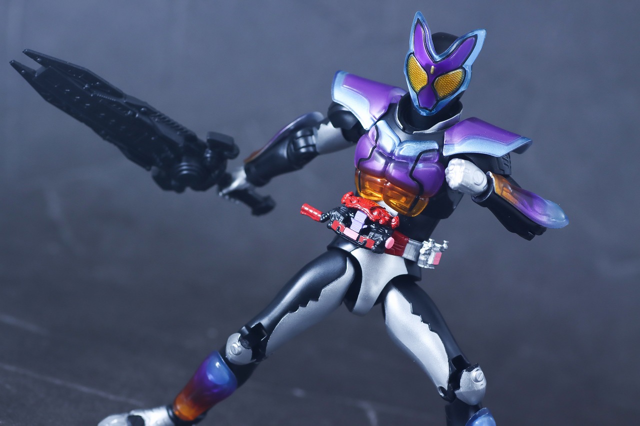 アクションフィギュア　仮面ライダーガヴ ポッピングミフォーム　レビュー　アクション