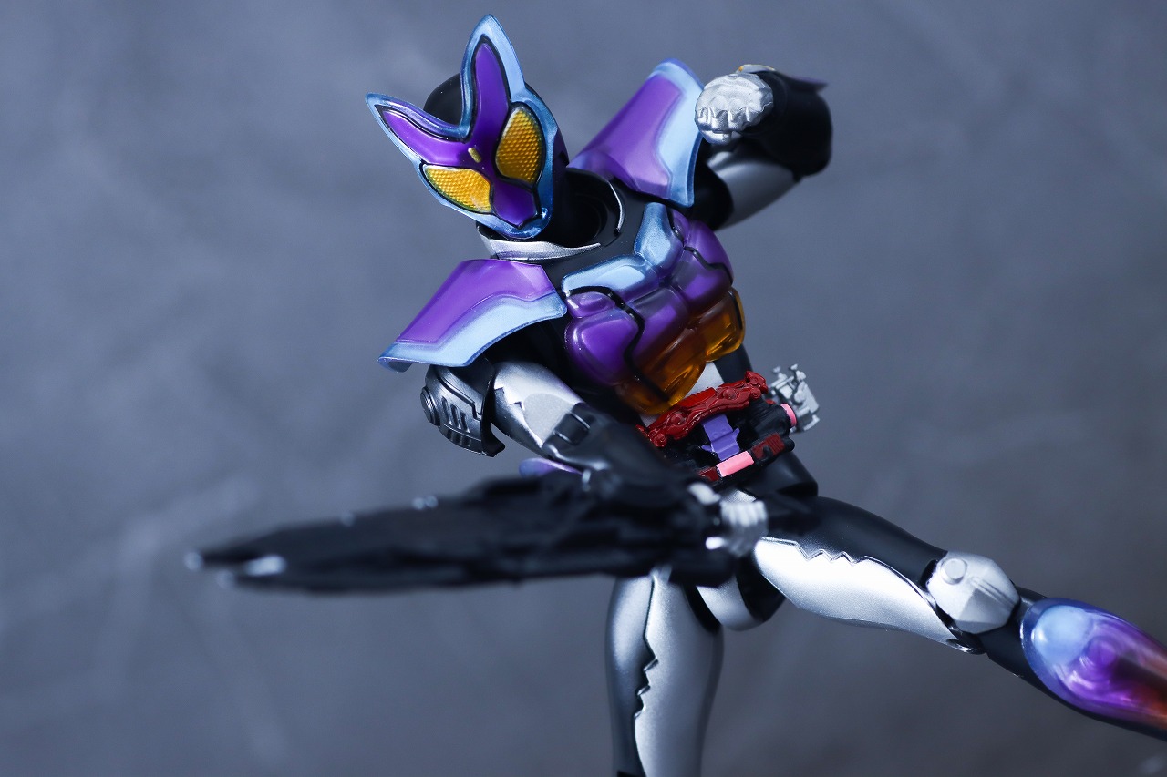 アクションフィギュア　仮面ライダーガヴ ポッピングミフォーム　レビュー　アクション