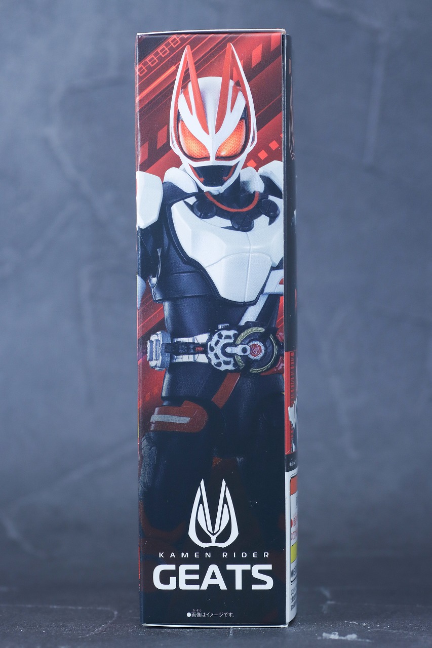 アクションフィギュア　仮面ライダーギーツ　マグナムブーストフォーム　レビュー　パッケージ
