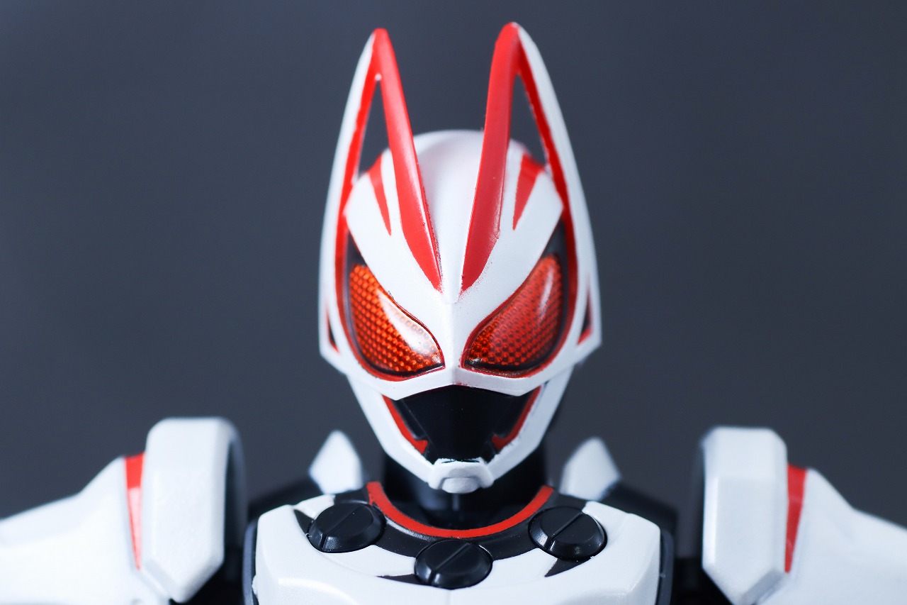 アクションフィギュア　仮面ライダーギーツ　マグナムブーストフォーム　レビュー　本体