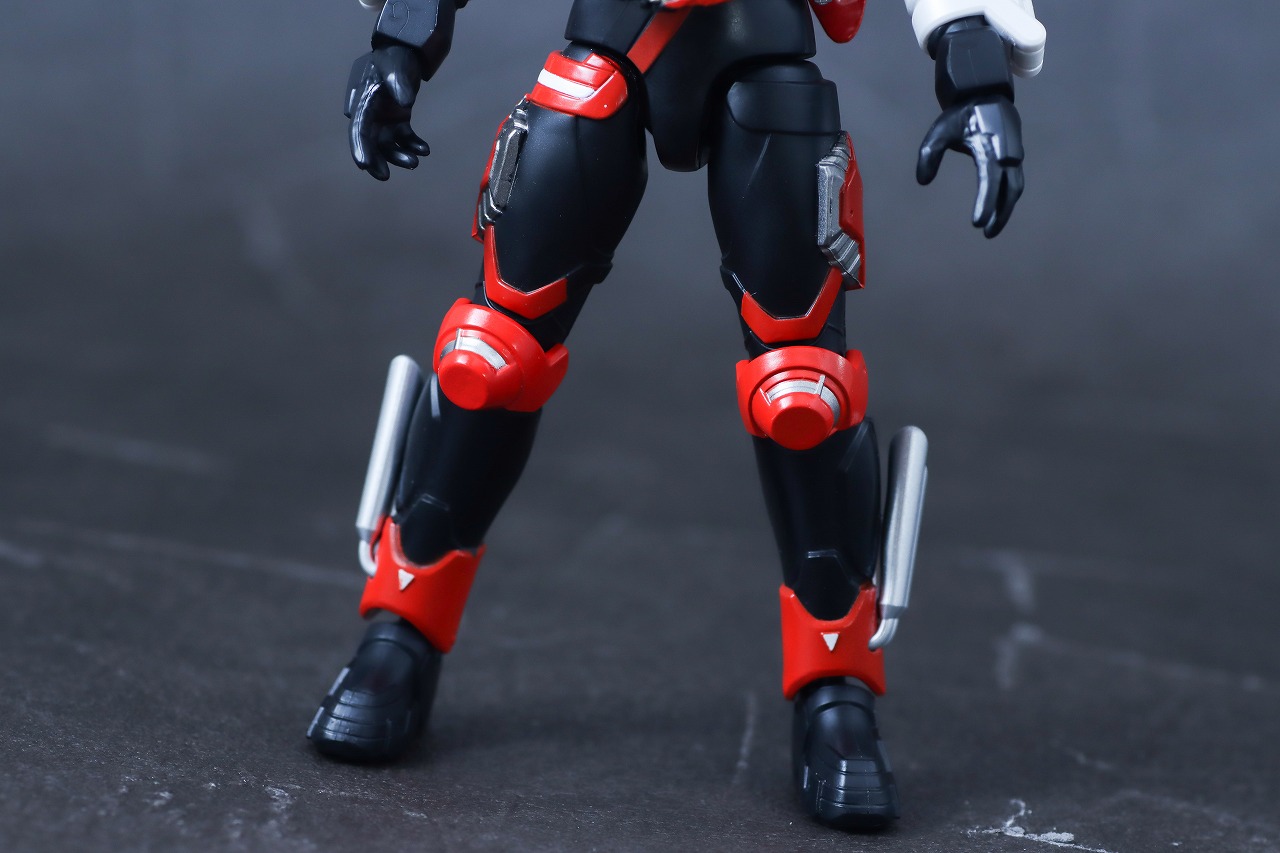 アクションフィギュア　仮面ライダーギーツ　マグナムブーストフォーム　レビュー　本体