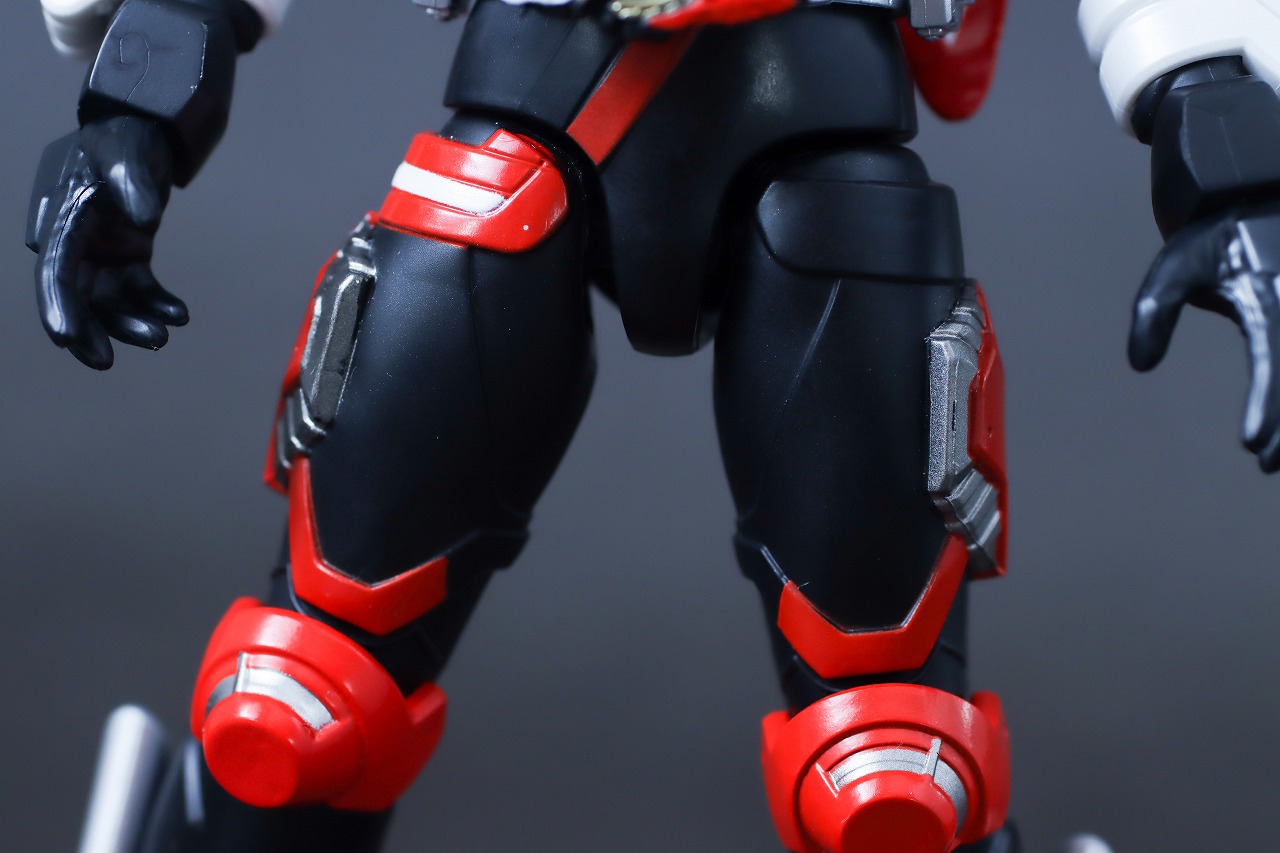 アクションフィギュア　仮面ライダーギーツ　マグナムブーストフォーム　レビュー　本体