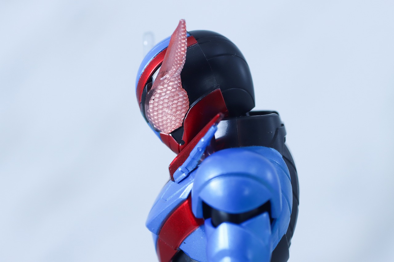 アクションフィギュア　仮面ライダービルド　ラビットタンクフォーム　レビュー　可動範囲