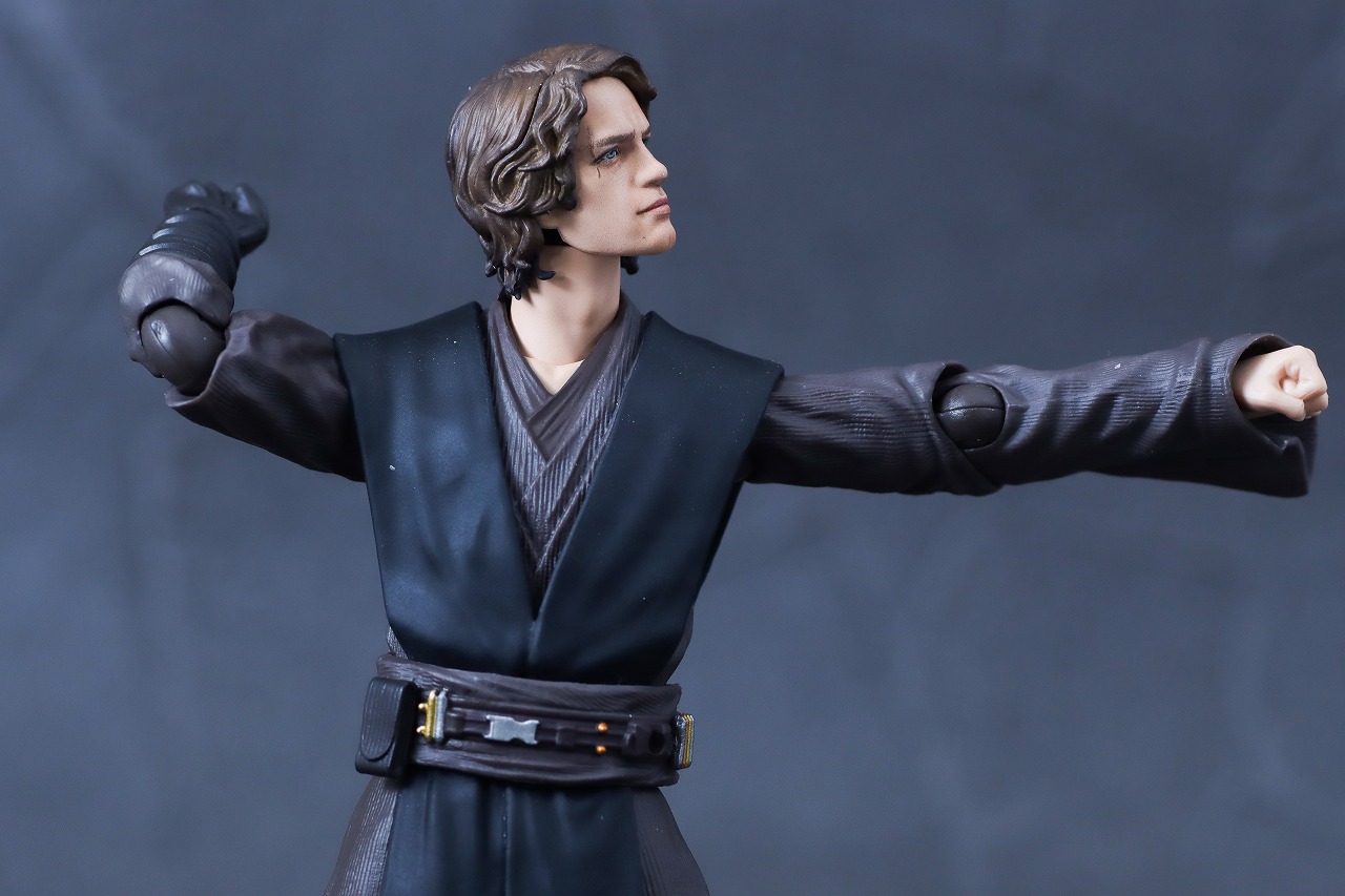 S.H.フィギュアーツ　アナキン・スカイウォーカー（『アソーカ』）　レビュー　可動範囲