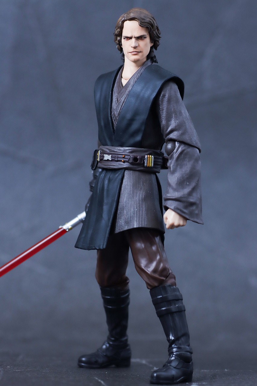 S.H.フィギュアーツ　アナキン・スカイウォーカー（『アソーカ』）　レビュー　本体