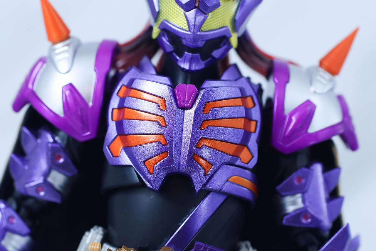 S.H.フィギュアーツ　仮面ライダーバッファ フィーバーゾンビフォーム（ジャマ神）　レビュー　本体