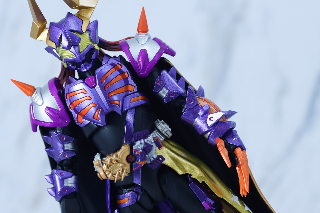 S.H.フィギュアーツ　仮面ライダーバッファ フィーバーゾンビフォーム（ジャマ神）　レビュー　本体
