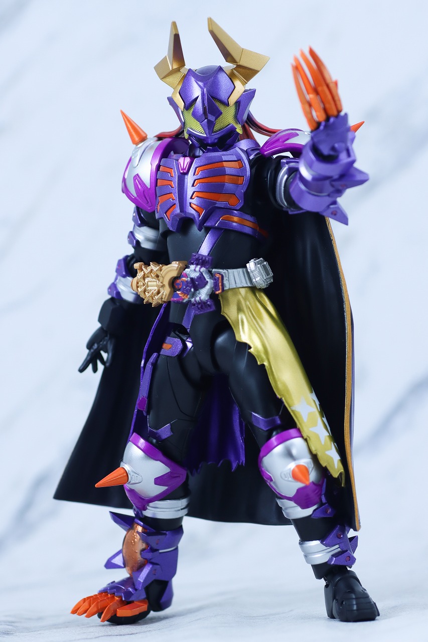 S.H.フィギュアーツ　仮面ライダーバッファ フィーバーゾンビフォーム（ジャマ神）　レビュー　本体