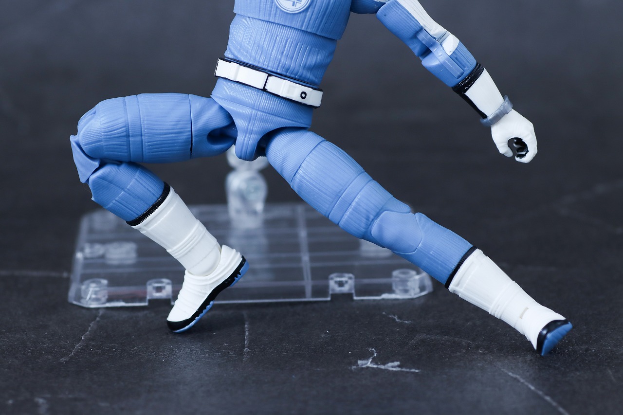 マーベルレジェンド　ジョニー・ストーム（『ファンタスティック4：ファースト・ステップ』）　レビュー　可動範囲