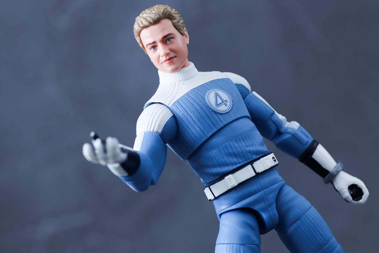 マーベルレジェンド　ジョニー・ストーム（『ファンタスティック4：ファースト・ステップ』）　レビュー　アクション